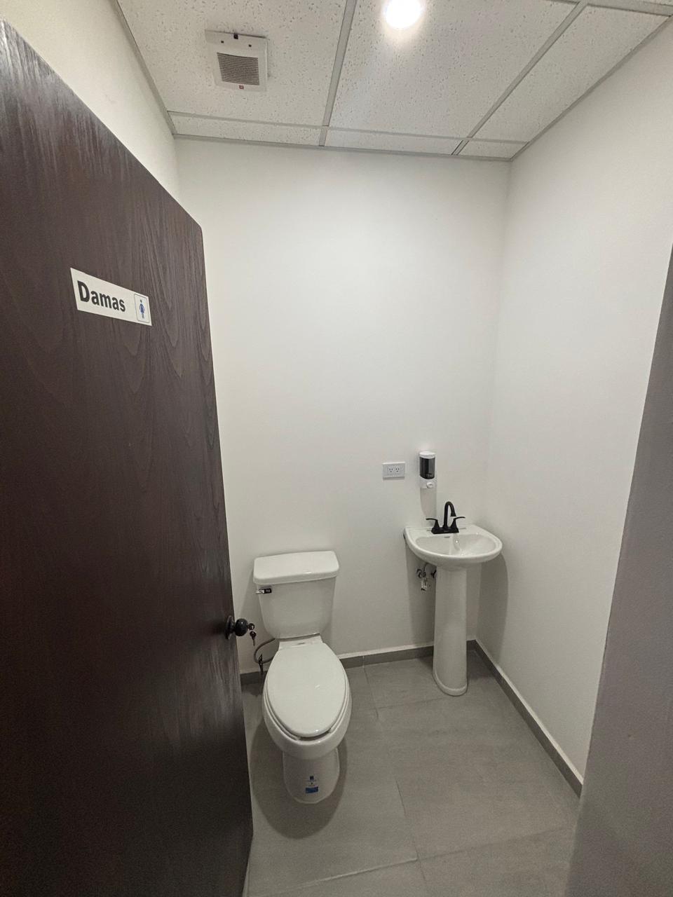 WhatsApp Image 2025-12-12 at 7.18.47 PM (14)